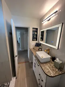 Relaxing 2 Bedroom home across from Portage Lakes - Image 3
