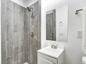 Spacious Home on a Hill near Dwntwn ATL, 3BD-2BA excluding Basement - Image 4