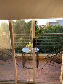 Bright studio apartment - Image 4