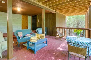 Peaceful Blue Ridge Cabin w/ Decks & Fire Pit - Image 3