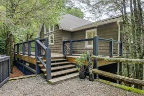 Ski & Unwind Fireside: Highlands Gem w/ Game Room! - Image 5