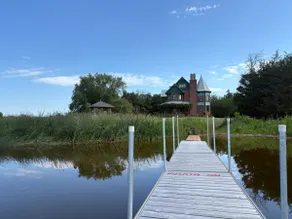 Emerald on the Lake @800ft Waterfront 20ac Forest - Image 2