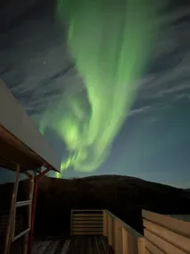 Aurora Horizon Retreat - Entire house w Hot tub - Image 2