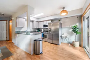 Two Side-by-Side Townhomes · 6BR · Safe & Quiet - Image 2
