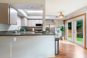Two Side-by-Side Townhomes · 6BR · Safe & Quiet - Image 3