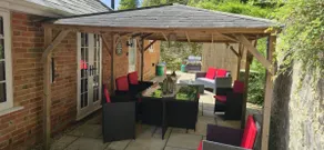 The Applestore (Spa/Sauna) cottage Salisbury - Image 3