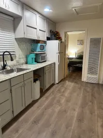 Monterey Cottage - Image 5