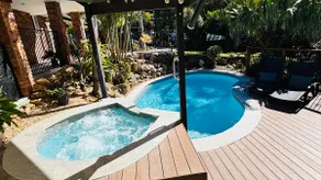 The Hillside Retreat - Image 2