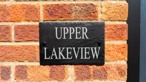 Exquisite 1-bedroom apartment with on-site parking - Image 2