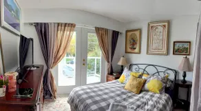 PARK HOUSE -2 BR (totally private) Gvn. registered - Image 3