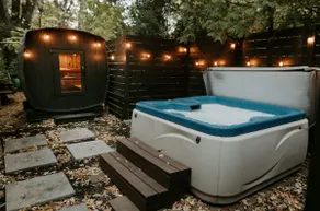 Heirloom Cottage | Wooded Retreat, Hot Tub & Sauna - Image 4