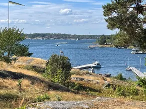 Cozy house in top condition with lake views & private jetty - Image 2