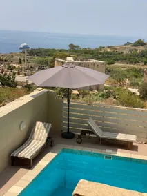 Enchanting Farmhouse with Blue Lagoon views & pool - Image 3