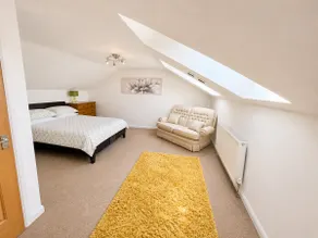 Spacious 6BR Gated Home, Sleeps 9, Private Drive - Image 4