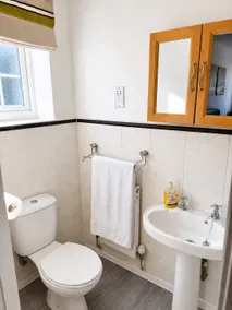 Spacious 6BR Gated Home, Sleeps 9, Private Drive - Image 3