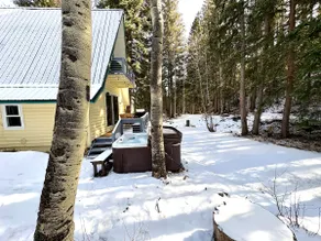 Lazy Me ~ A Magical Creek-front Cabin with Hot Tub & Private Woods - Image 5