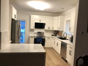 Spacious 4 bedroom house Next to Lake, DT, UW - Image 4
