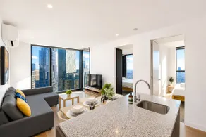 55F Luxury Melb CBD 3BR.2Bath. 8Pax. Free 2Carpark - Image 4