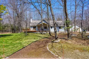Newly updated, Starlink + pet friendly Fish Creek - Image 2