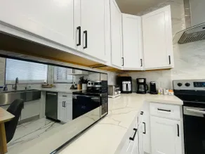 Gorgeous Abode 3 Bedrooms Hide-out in Mesa - Image 3