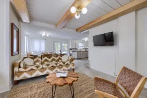 Peaceful Escape - Sauna, Fire Pit + Parking - Image 2