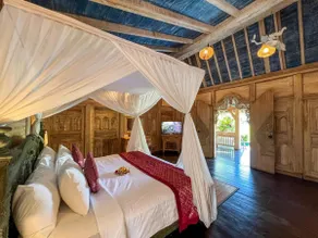 15% OFF | Serene Rice Field Honeymoon Escape - Image 3