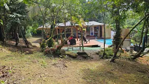 Yuké Tropical Cabin 4 minutes from the pools - Image 5