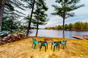 Lovely 3BR Lakefront Pet Friendly | Dock | Deck - Image 2