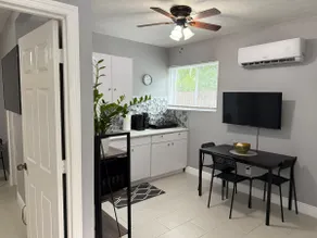 Excellent Studio at prime location - Image 5