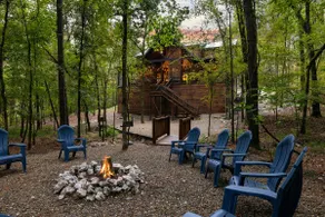 Sherwood Chateau - Broken Bow Hochatown Luxury Cabin EV Charger Hot Tub - Image 2