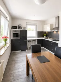 Bailey vacation home with two separate apartments - Image 3