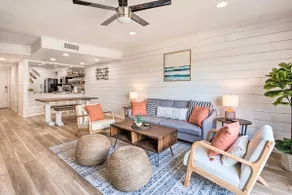 Chic Fort Walton Condo ~ 2 Blocks to Beach! - Image 2