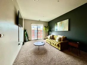 Modern King Bed | City Views in Columbus - Image 3