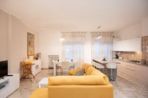 Casa Giulia - Modern 2BR - 2 Baths - AC & WiFi - Image 3
