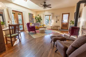 Entire Home in Downtown Eugene - Image 3