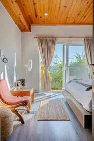 NODO Modern 3 bedroom chalet with Valley views - Image 4