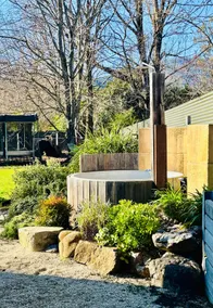 Spacious Garden House near Bright | Snowfields | logfire | hottub | pool - Image 5