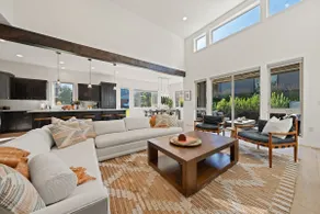 Modern, spacious 5 bdrm near Bachelor! HOT TUB - Image 3