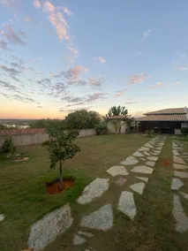 Nice little house near the airport. - Image 2