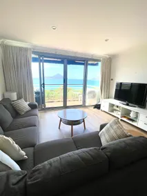 Shoal Bay Shores, modern beachfront unit + Wifi - Image 4