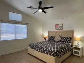 Fully Remodeled Home with 3 King Beds (licensed) - Image 5