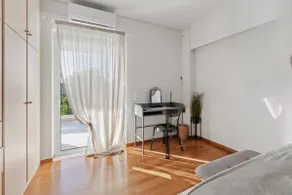 Marine Luxury Apartment Kalamata - Image 5