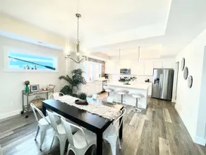 Lake Michigan Beach Retreat - Sleeps 10! Hot Tub - Image 4
