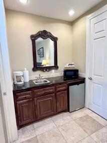 1104 The Lakeside Escape Condo: Studio Room - Image 2