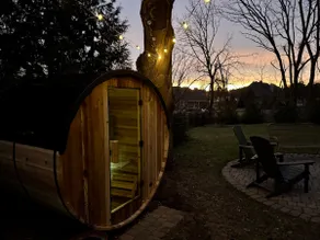 Lake Country Guest Cottage & Sauna - Image 2