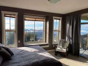 Great place for 2 families-Private Hottub & Garage - Image 3