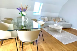 Amra Home: Modern 2 bedroom apartment - Image 2