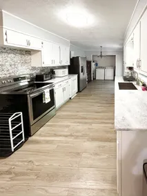 Peaceful 4br/3ba home in a perfect location - Image 3