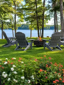 ”Lakeside Bliss: Charming Cabin Retreat for 6” - Image 2