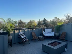 3 bdrm suite w/ rooftop patio, fire table & sauna+ - Image 5